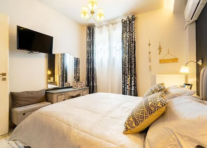 Diamond Apartment